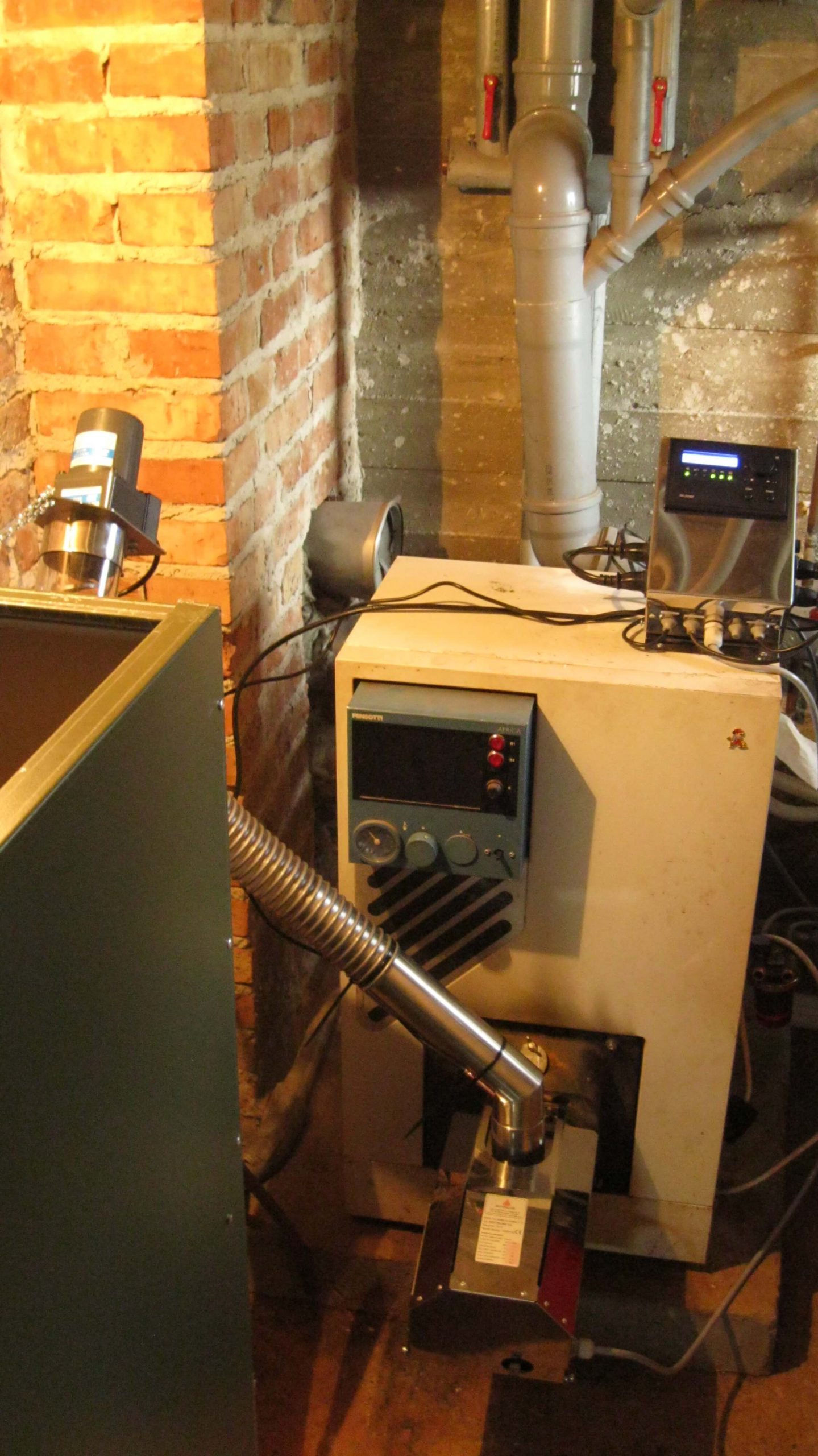 Pensotti z palnikiem Uni16kW