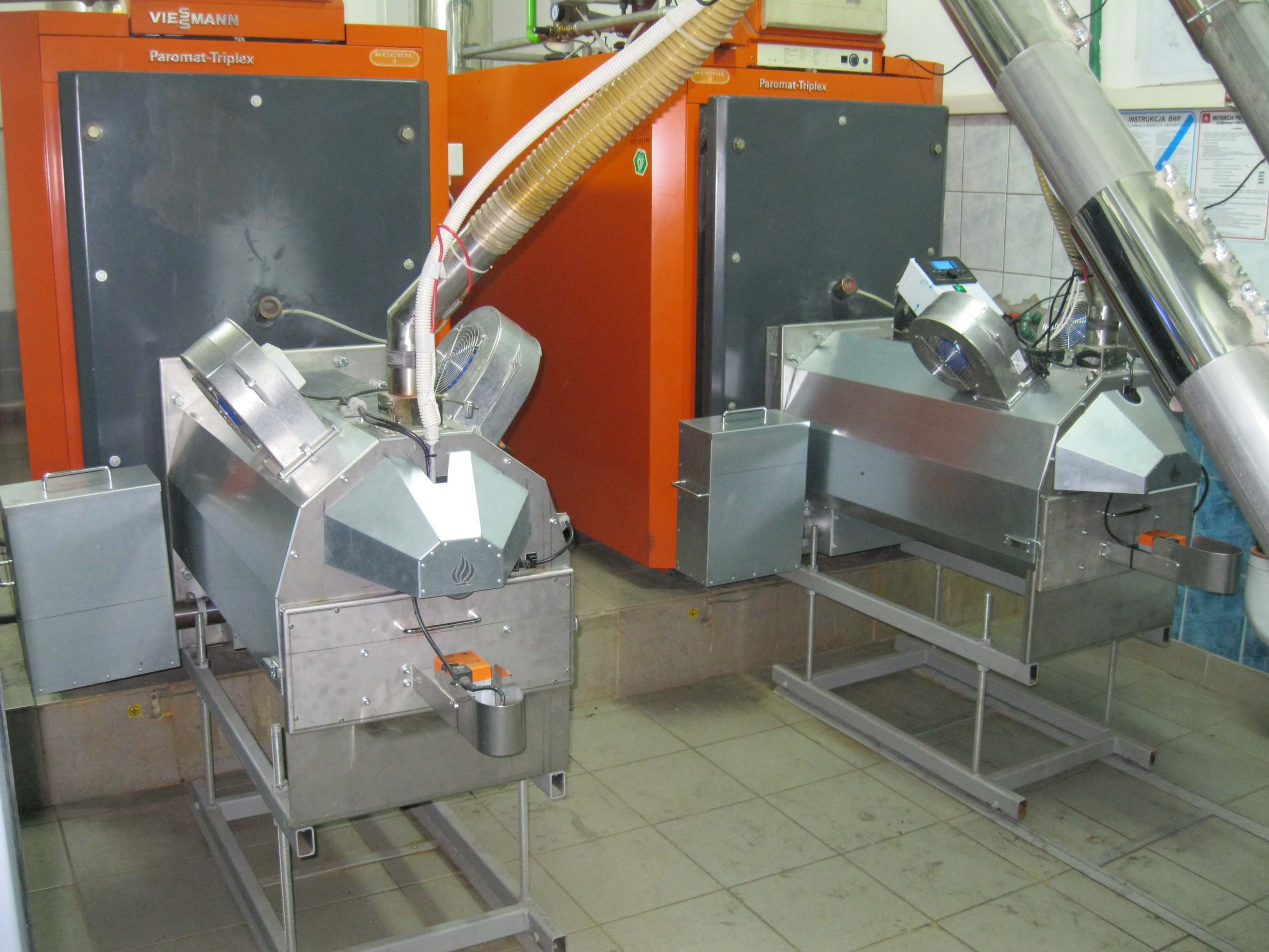 Viessman Simplex z palnikami Uni Max Perfect 300kW